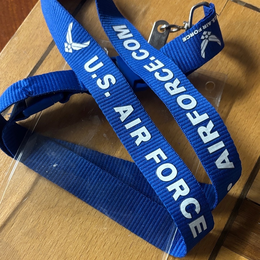 U.S. Air Force Blue Lanyard with Clear Badge Holder - Picture 2 of 3